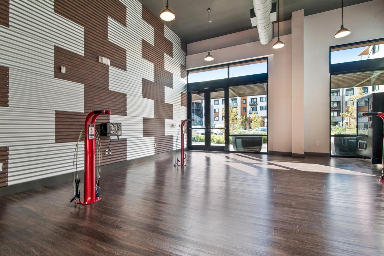 Global Luxury Suites In Menlo Park Bagian luar foto